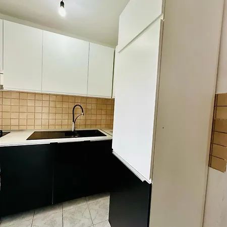 Victoria's Escape Apartment