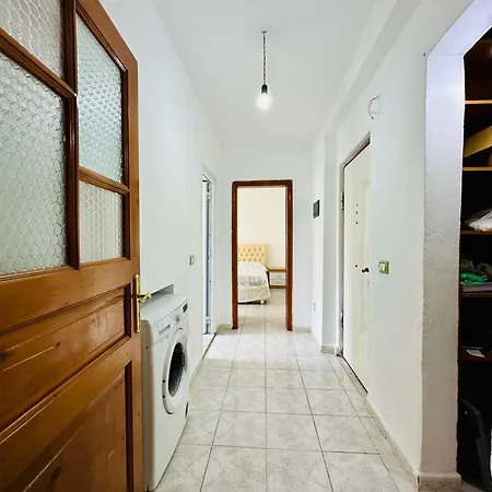 Victoria's Escape Apartment
