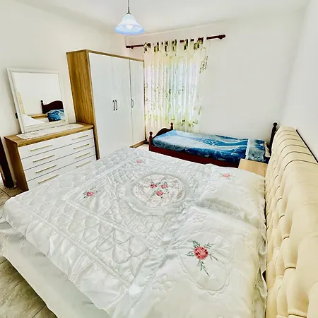 Victoria's Escape Vlore